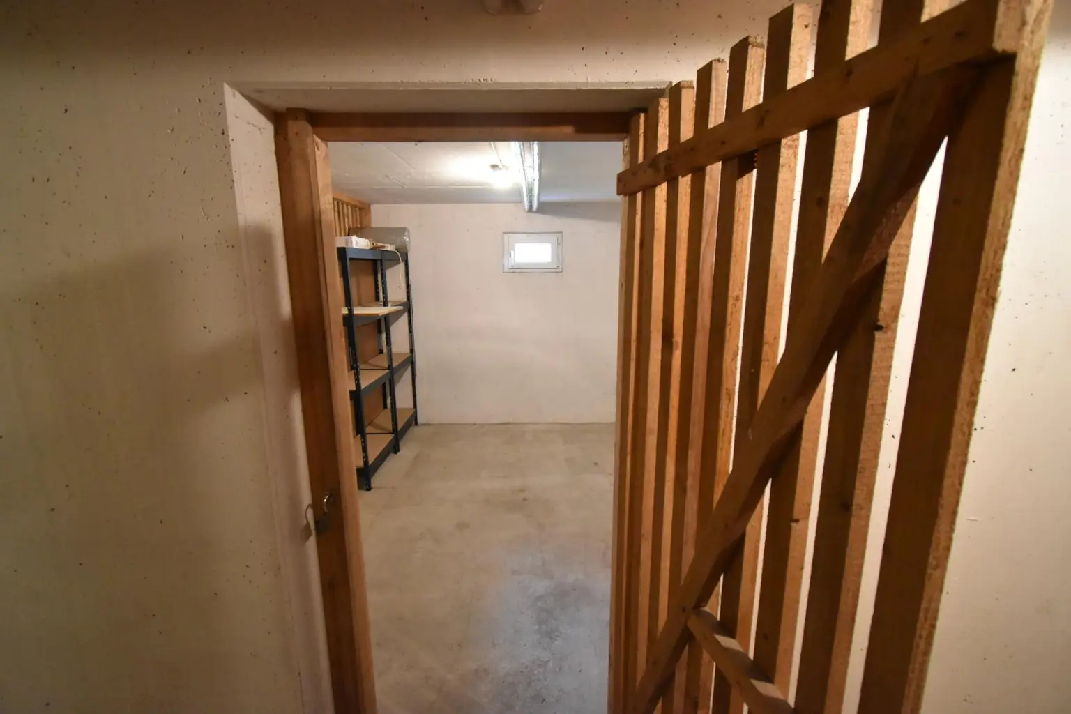 „Zentrumsnahe 3 Zimmer-Wohnung“ Mit Loggia und Carport! In begehrter, ruhiger Lage! Ca. 81 m²