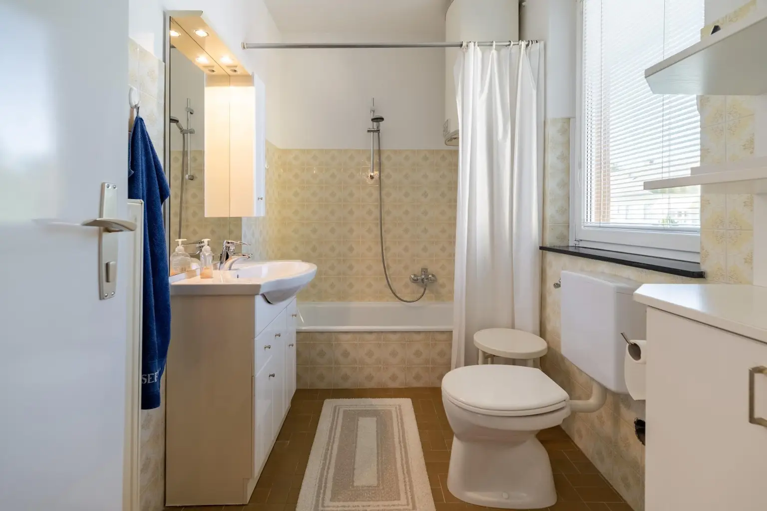 22 Badezimmer OG