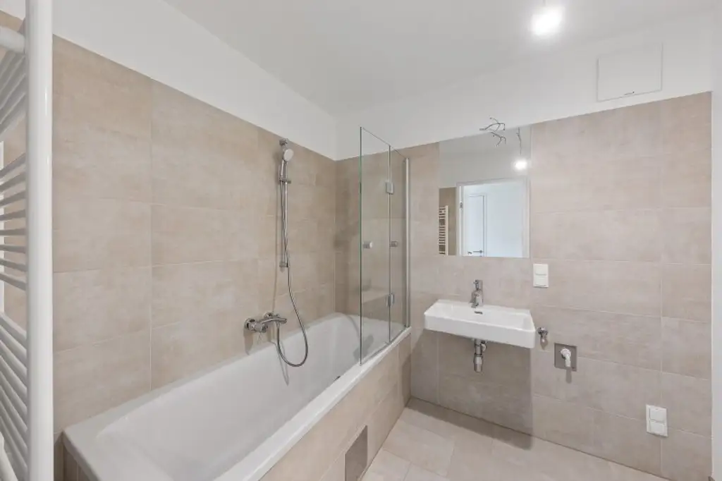 floé 225 - ruhige 3-Zimmer-Wohnung mit Südbalkon und Ausblick