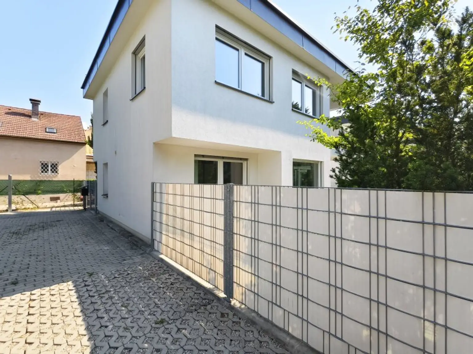 Außenansicht straßenseitig