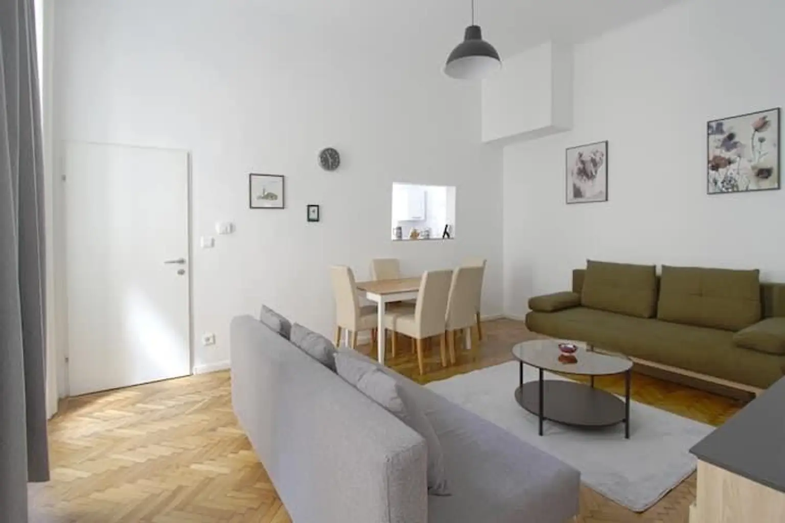 "Ruhige 2-Zimmer Altbau-Wohnung"