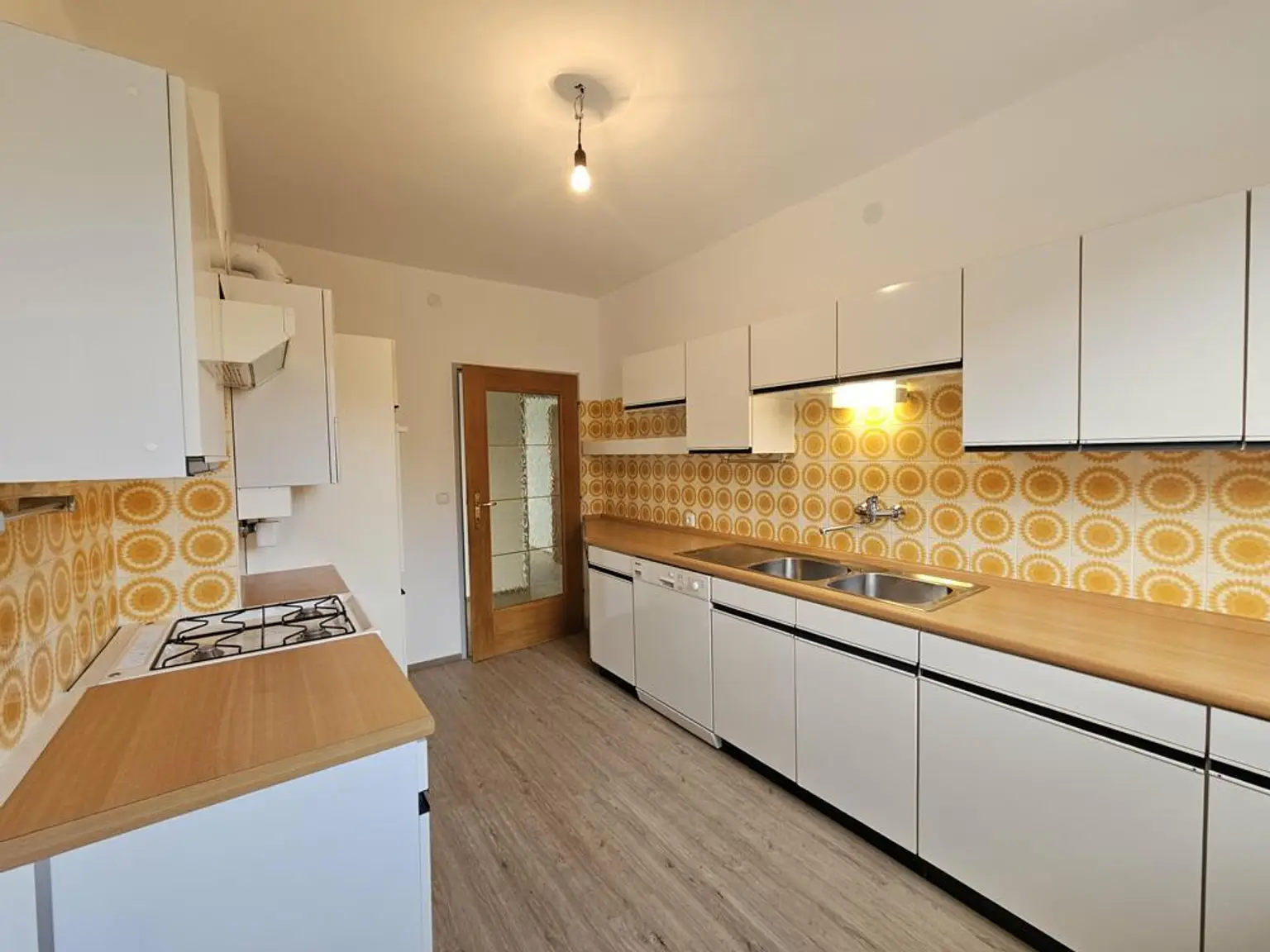 Sonnige, gepflegte 3-Zimmer Wohnung in der Linzerstraße