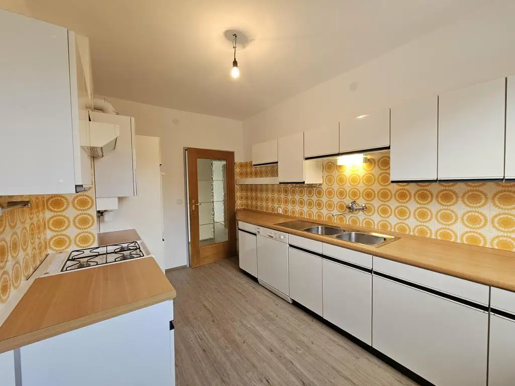 Sonnige, gepflegte 3-Zimmer Wohnung in der Linzerstraße