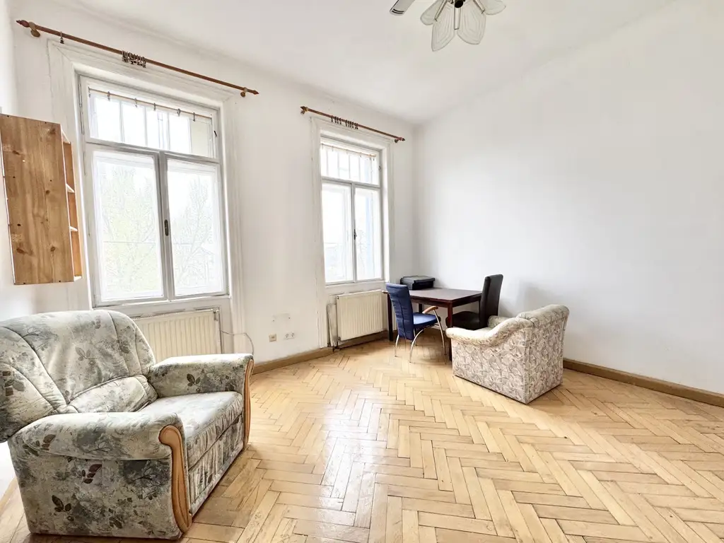 TOPLAGE | HELLE SINGLEWOHNUNG | U-BAHN-NÄHE