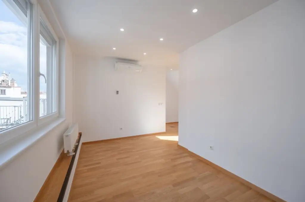 ++NEU++ Stylische Maisonette im Dachgeschoss – 3 Zimmer mit Sonnenterrasse