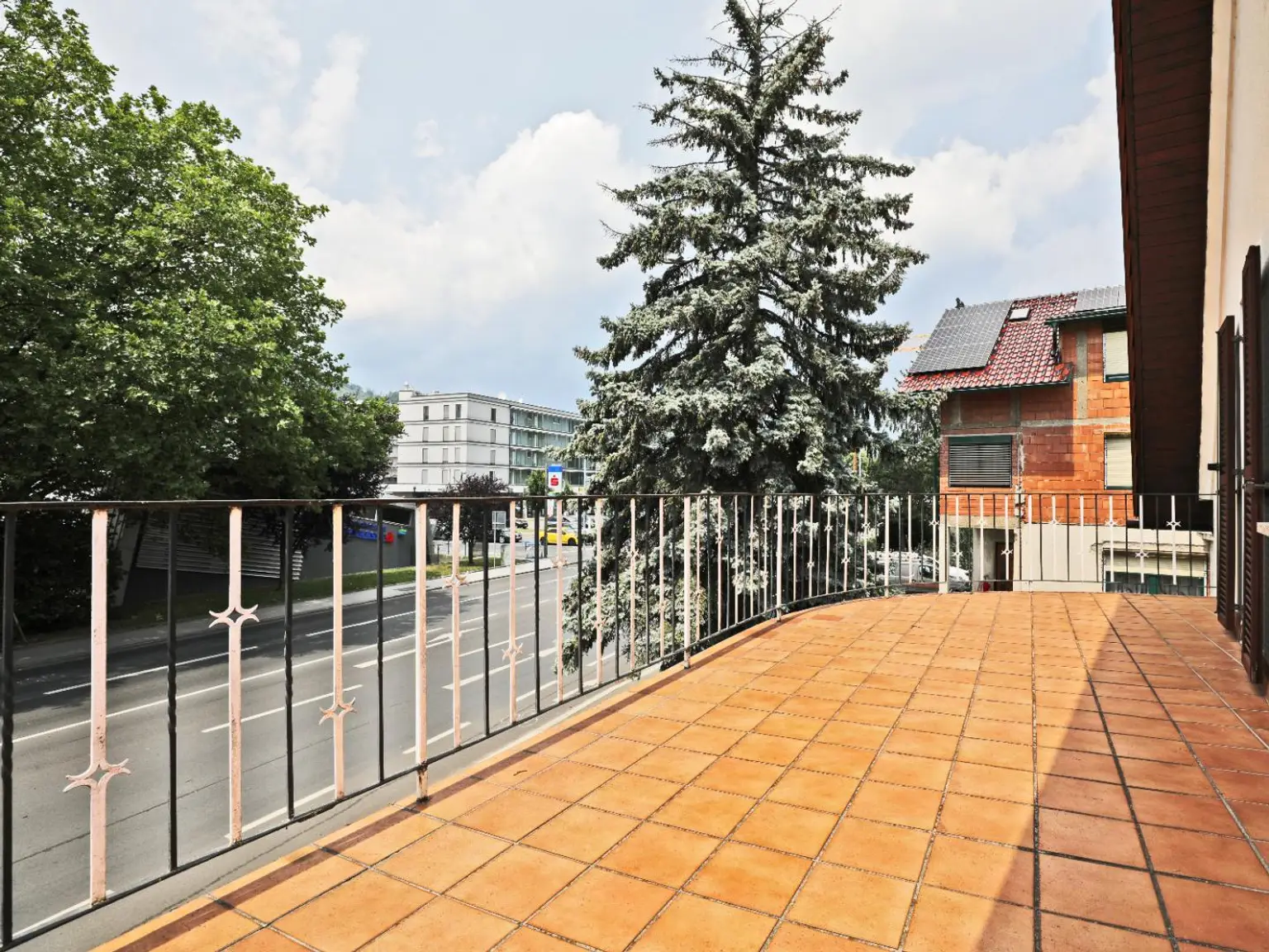Haus auf Mietkaufvariante - Schönes ebenes Grundstück - 135m2 Wfl. - Vollkeller mit Garage - große Terrasse