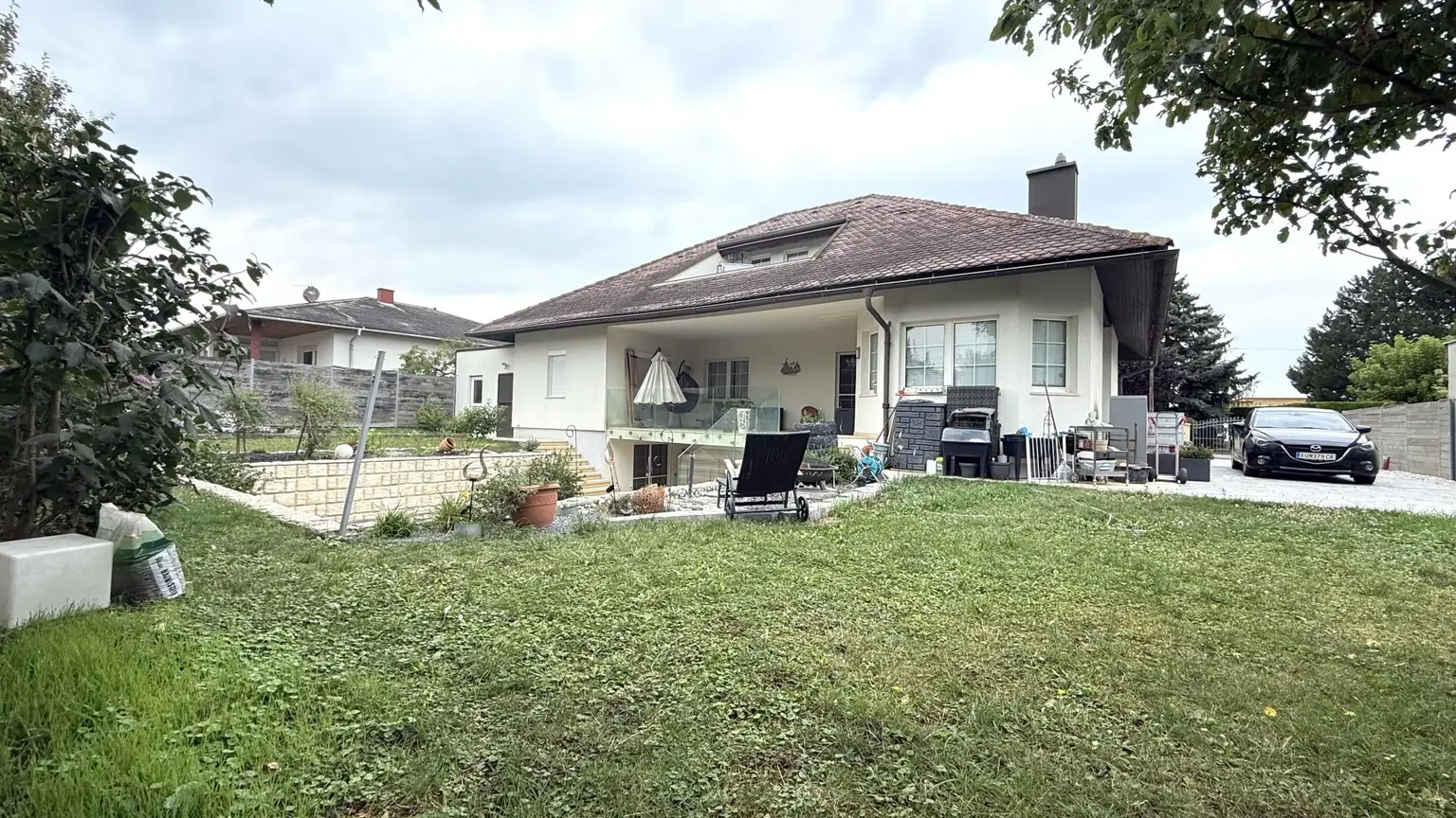 Großzügiges Haus mit viel Platz für die ganze Familie! Luftwärmepumpe! PV-Vorbereitung!