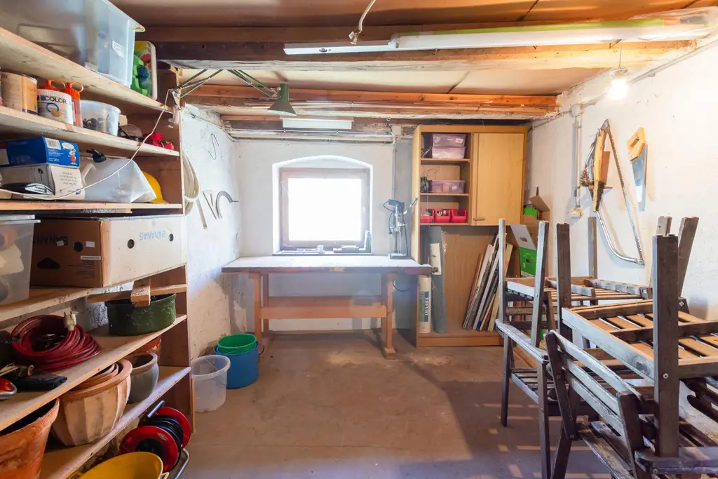 Landhaus mit Charakter - unverdorben und pur -  für Liebhaber historischer Bausubstanz!