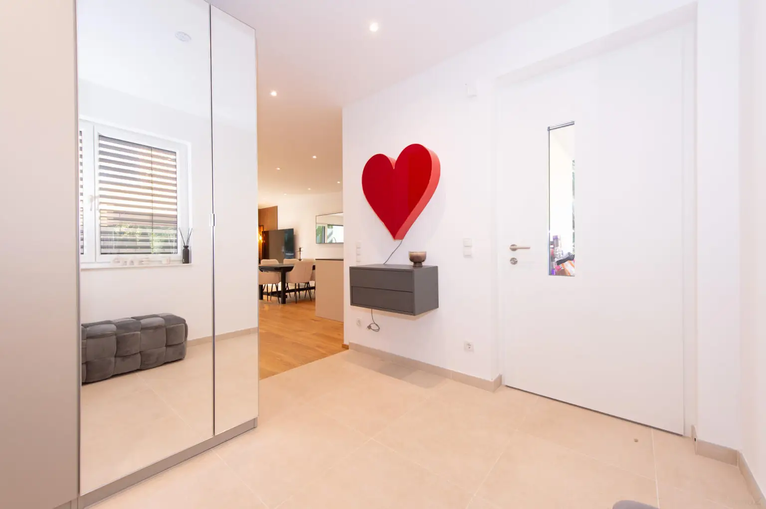 Stylisches Zuhause in Hart bei Graz – modern, bezugsbereit & neuwertig vollmöbliert