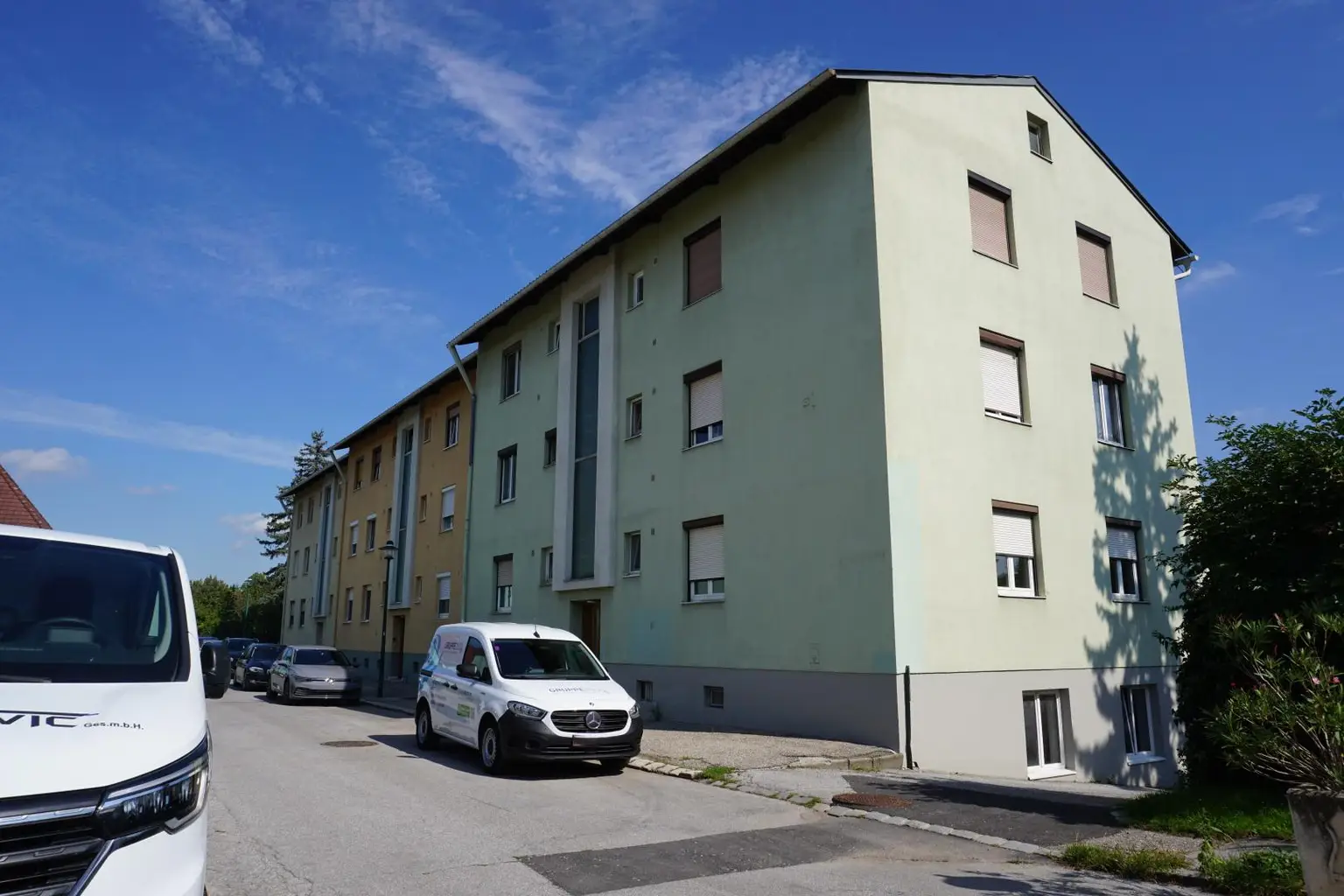 ERSTBEZUG NACH GENERALSANIERUNG – 3-Zimmer-Mietwohnung mit Balkon, Keller & Garage
