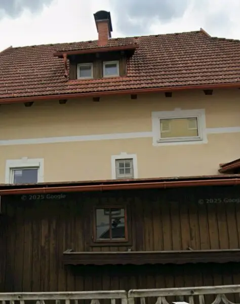 Alt aber saniertes Stadt Familienhaus – Ihr neues Zuhause für 349000 € mit Keller & Carport /  nähe medQuartier-Ärztehaus   BH & HAK Feldkirchen