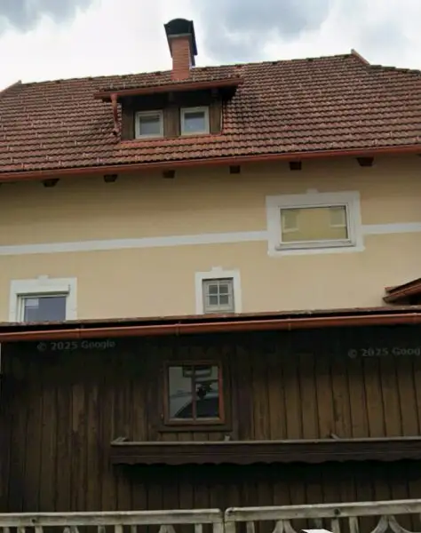 Alt aber saniertes Stadt Familienhaus – Ihr neues Zuhause für 349000 € mit Keller & Carport /  nähe medQuartier-Ärztehaus   BH & HAK Feldkirchen