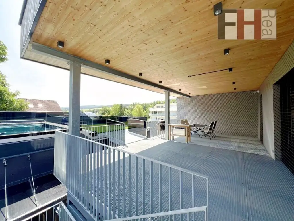 Moderne Gewerbeliegenschaft mit stylischer Wohneinheit inkl. Pool on Top! Bauland Kerngebiet! Vielfältige Nutzungsmöglichkeiten > Geschäftslokal, Büro, Praxis, Mobilitätscenter, KFZ!