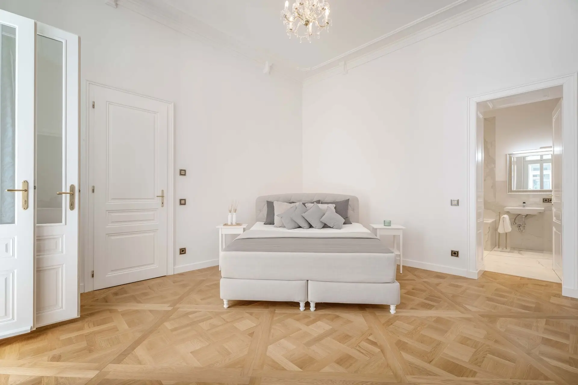 1010_Wien_Imperiales Palais-Apartment_ Schlafzimmer