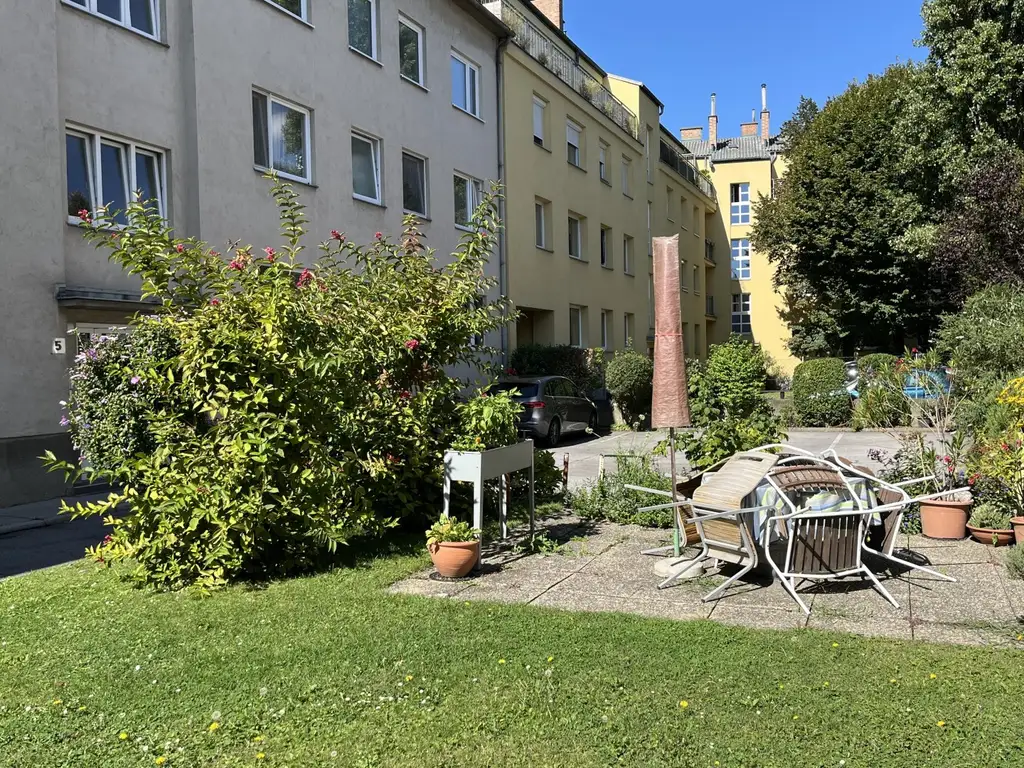 Traumhaft renovierte 2-Zimmer-Wohnung in TOP-Lage