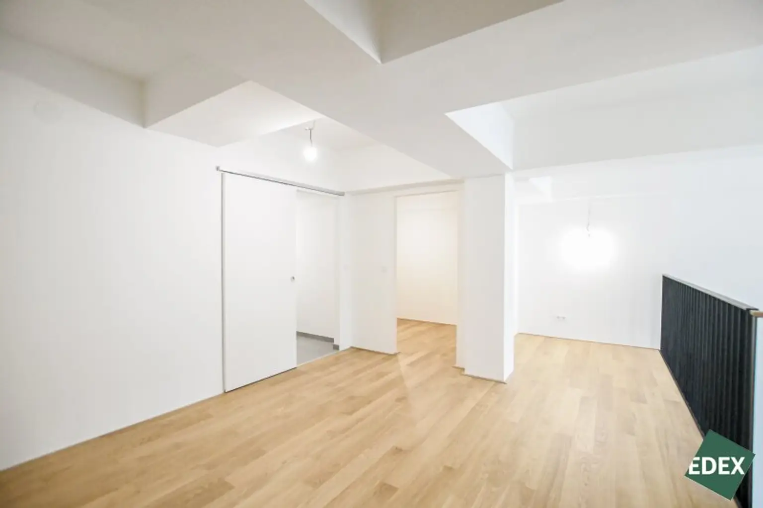 Erstbezug: Moderne Wohnung mit Galerie, Balkon und offener Raumgestaltung