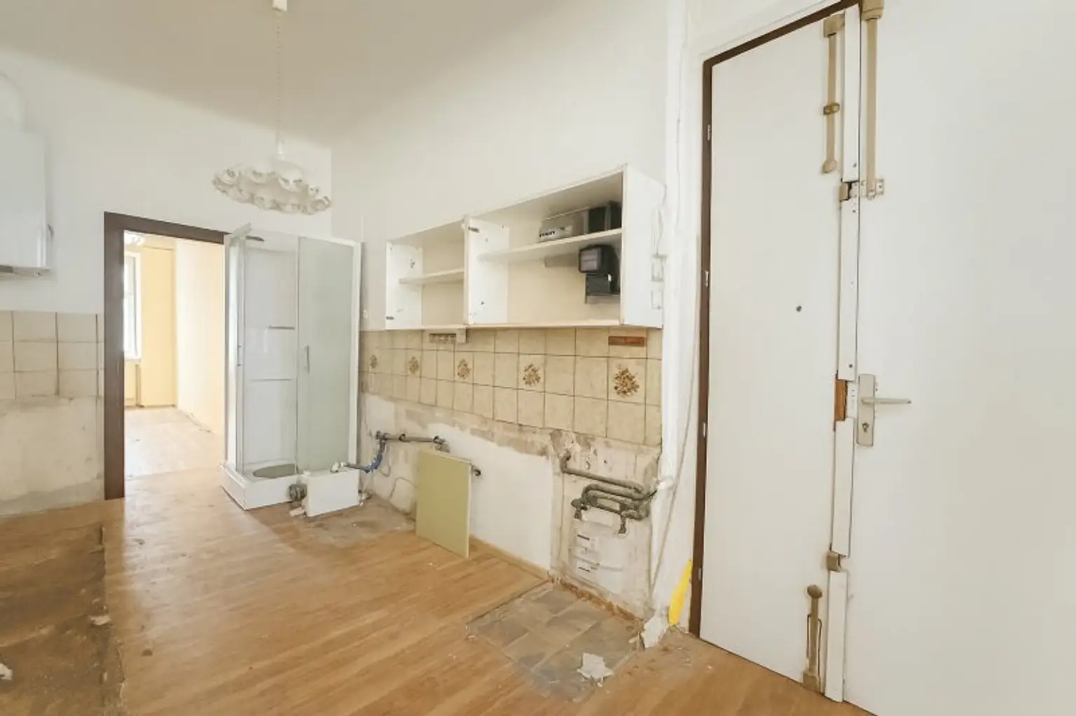 ++NEU++ sanierungsbedürftige 2-Zimmer Wohnung nähe Augarten - viel Potenzial