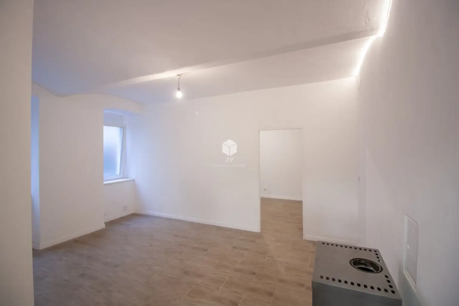 URBAN-HIDEAWAY: Teilrenovierte Souterrain - Werkstatt in Hoflage mit Gewölbedecke – Nähe Meiselmarkt