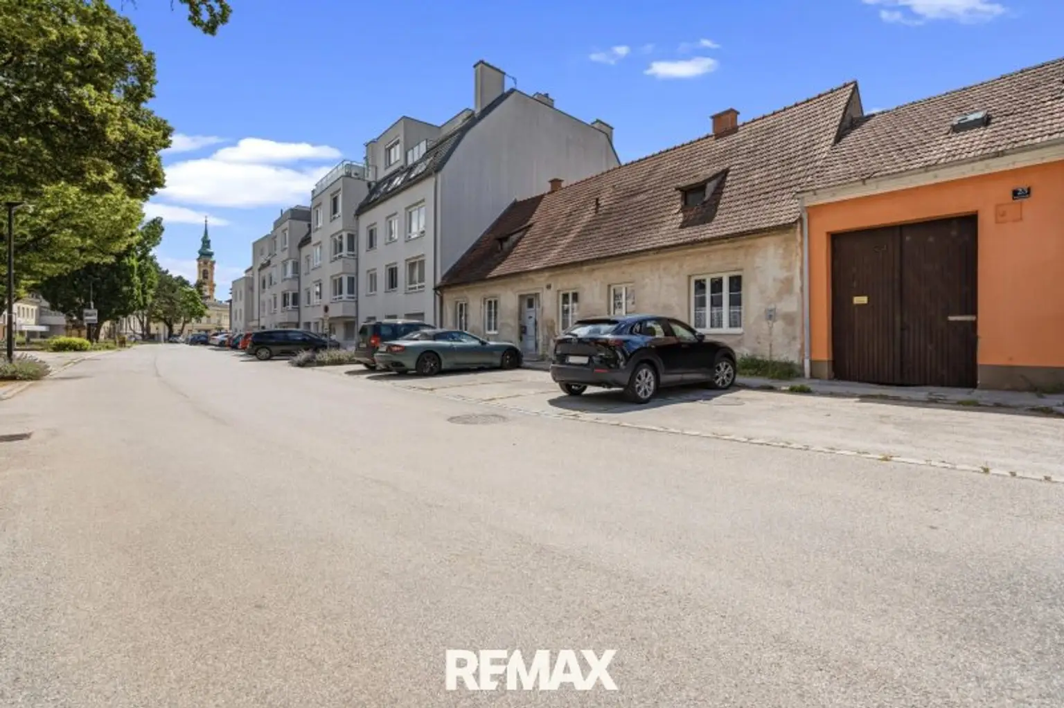 Straße vor dem Haus Richtung Rathauspltz