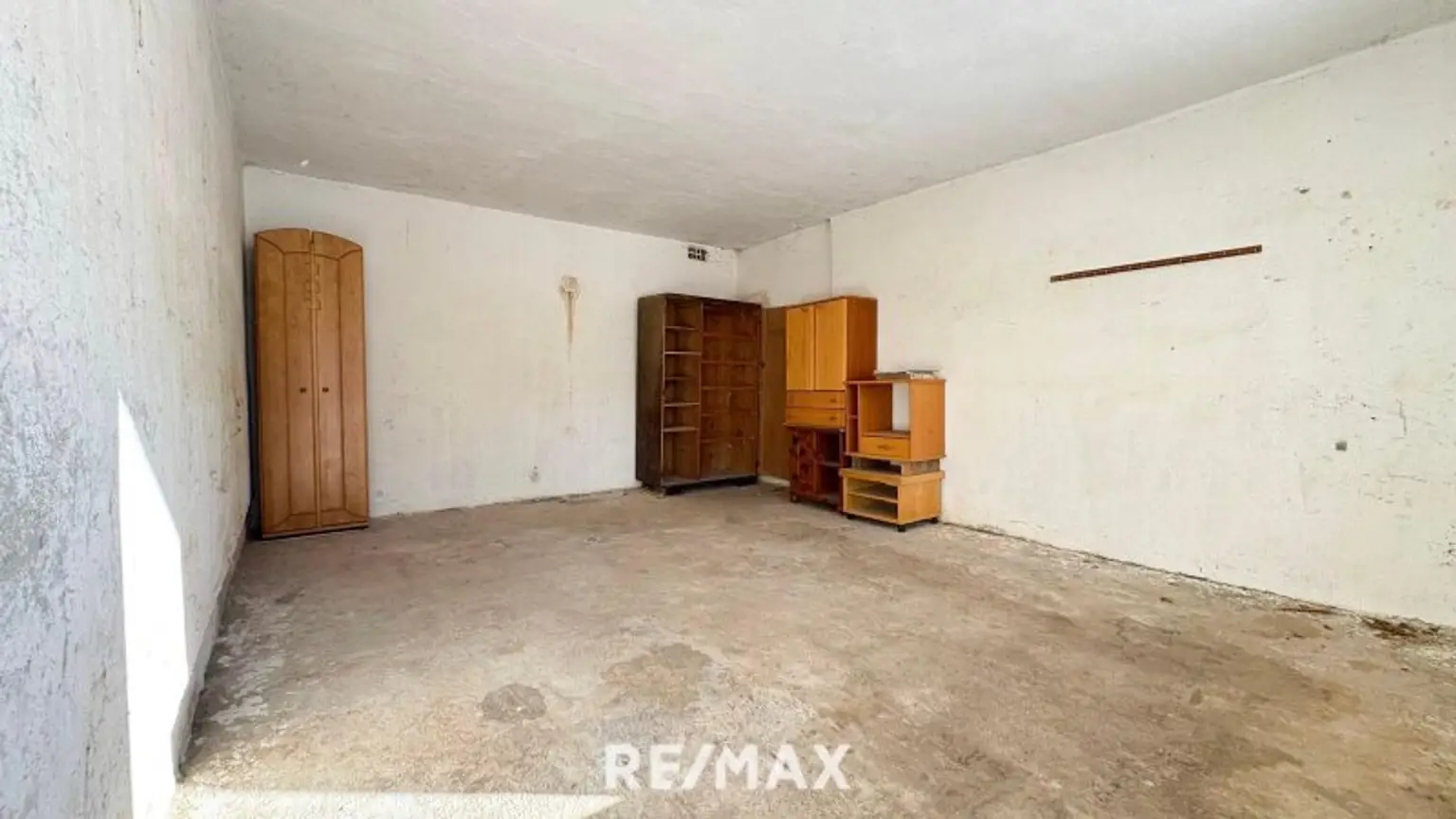 Wirtschaftsgebäude Raum1