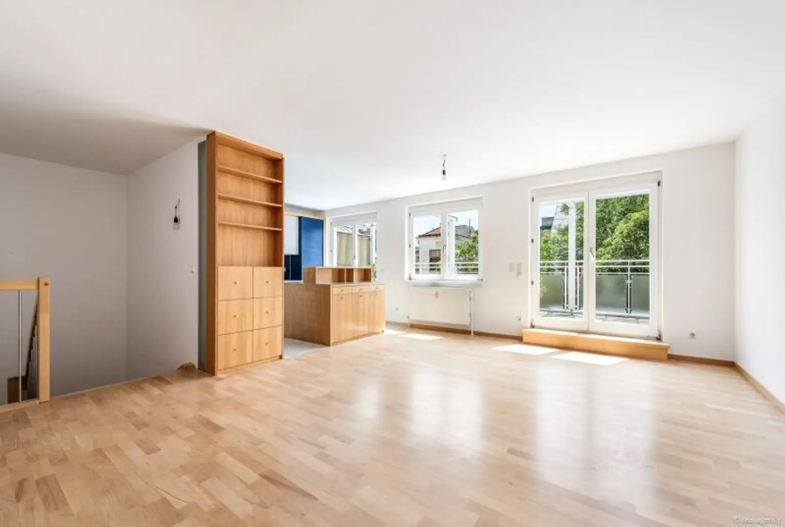 Lichtdurchflutete Maisonette mit Dachterrasse direkt am Währinger Park