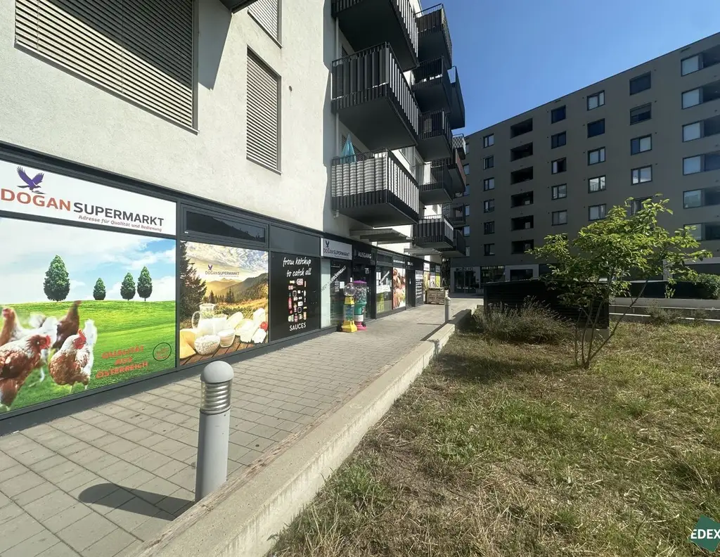 Moderne Gewerbefläche mit hoher Sichtbarkeit und flexibler Nutzung