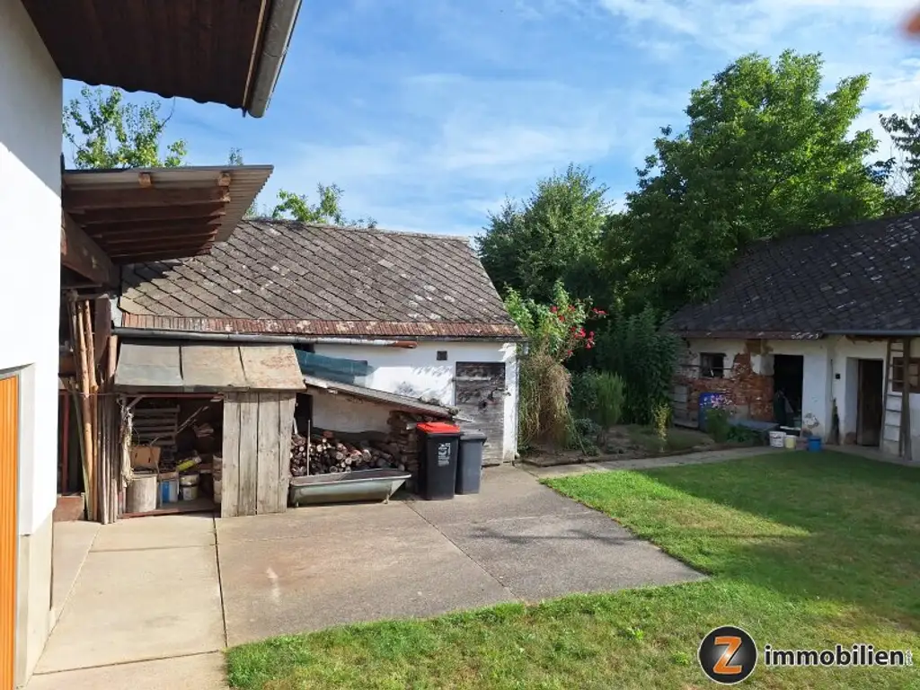Kleinbachselten: Nettes Landhaus in Ortsrandlage