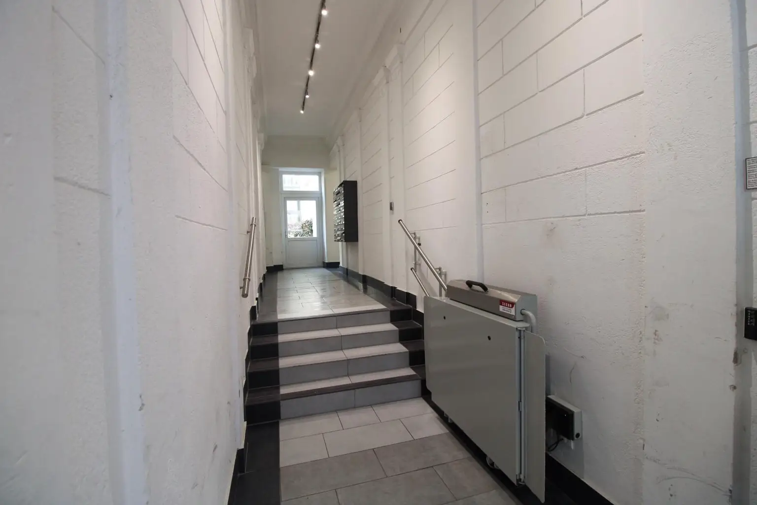 Altbauwohnung mit Potenzial in begehrter Lage von Währing