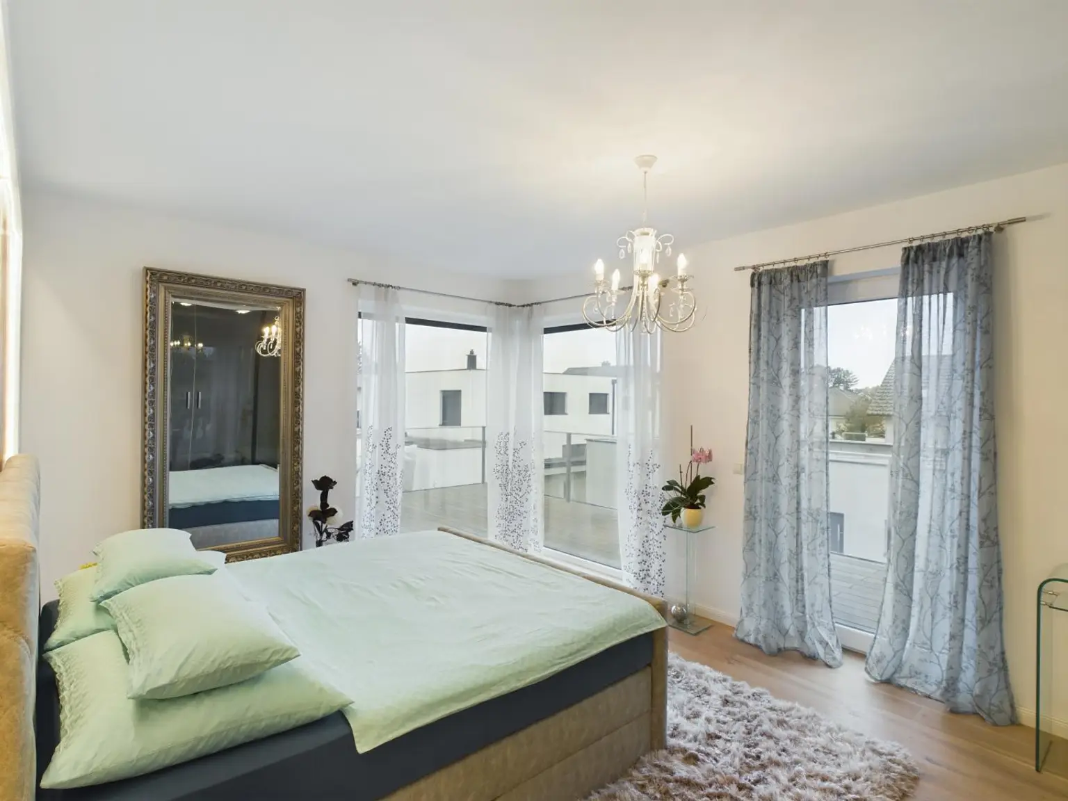 Stilvolle, möblierte Villa nahe Wien – Ihr Traumhaus zum Einziehen!