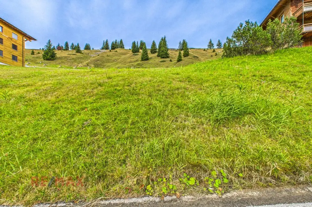 1.792 m² Baugrundstück mit Freizeitparadies direkt vor der Tür