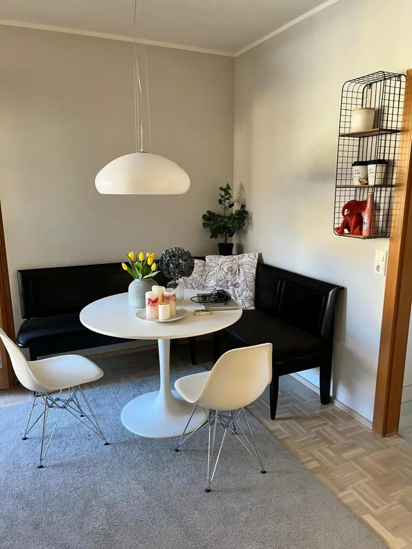 Schöne 3-Zimmer Mietwohnung mit Balkon und überdachtem Autoabstellplatz