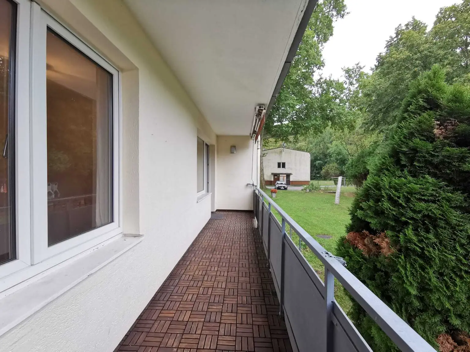 Sonnige 3 Zimmer Wohnung mit Gartenbenützung