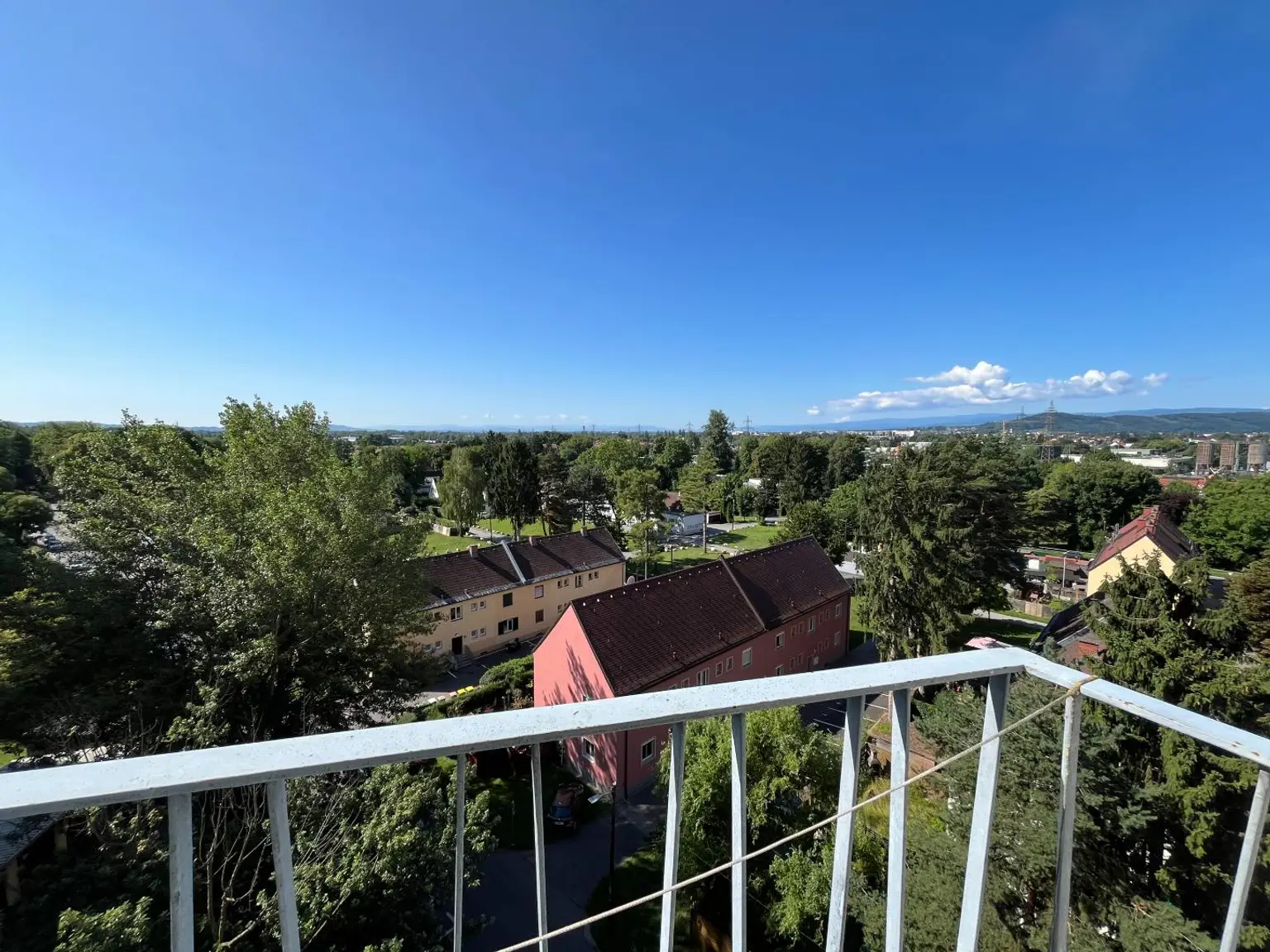 Großzügige Wohnung mit schöner Aussicht in Graz/Liebenau
