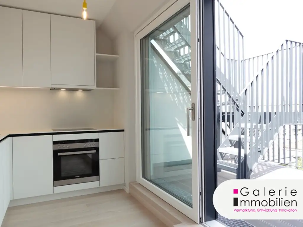 VIDEO: 360°-Ausblick auf Wien: Hochwertige 2-Zimmer-Wohnung mit Klima plus 2 private Dachterrassen!