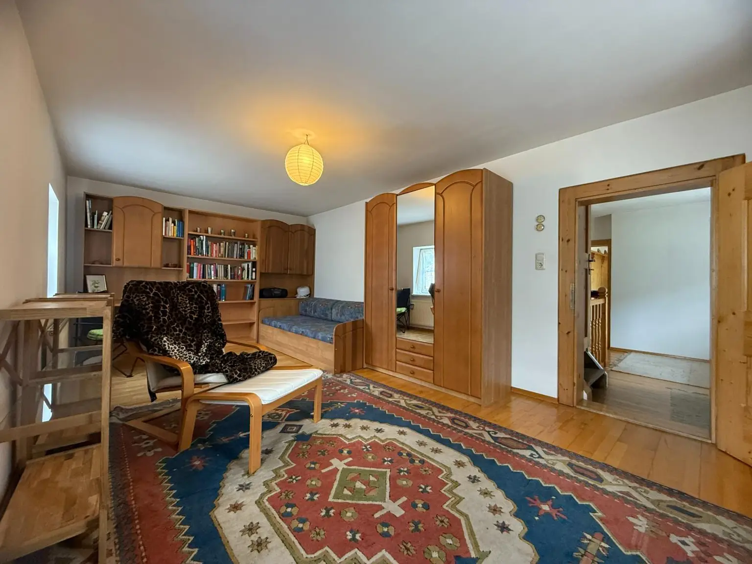 *** Charmantes Landhaus, 154m², Teilsaniert mit großem Gartenanteil und viel Potenzial ***