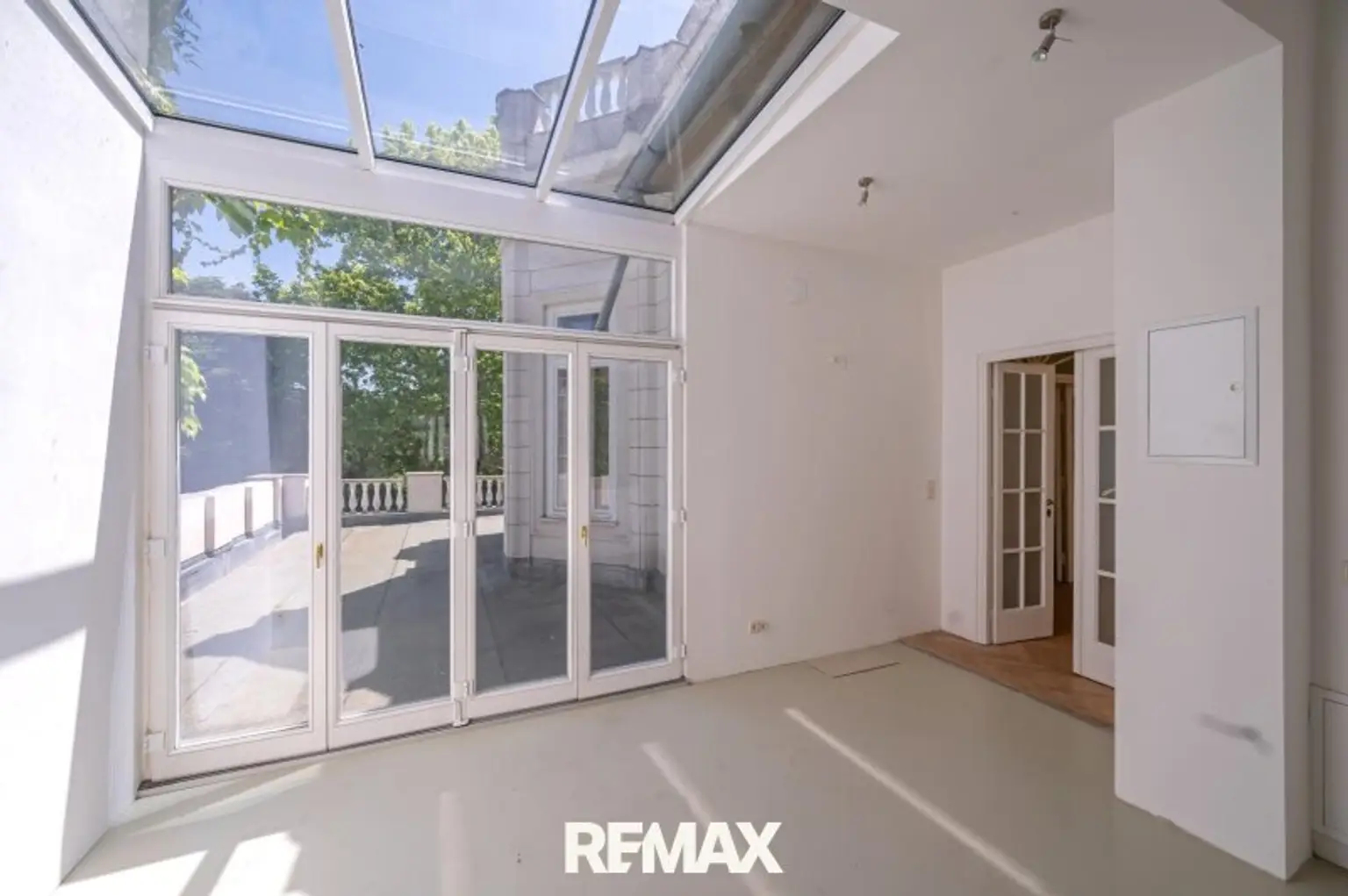 Rarität: Stadt-Villa mit weitläufigem Garten an exklusiver Hietzinger Adresse