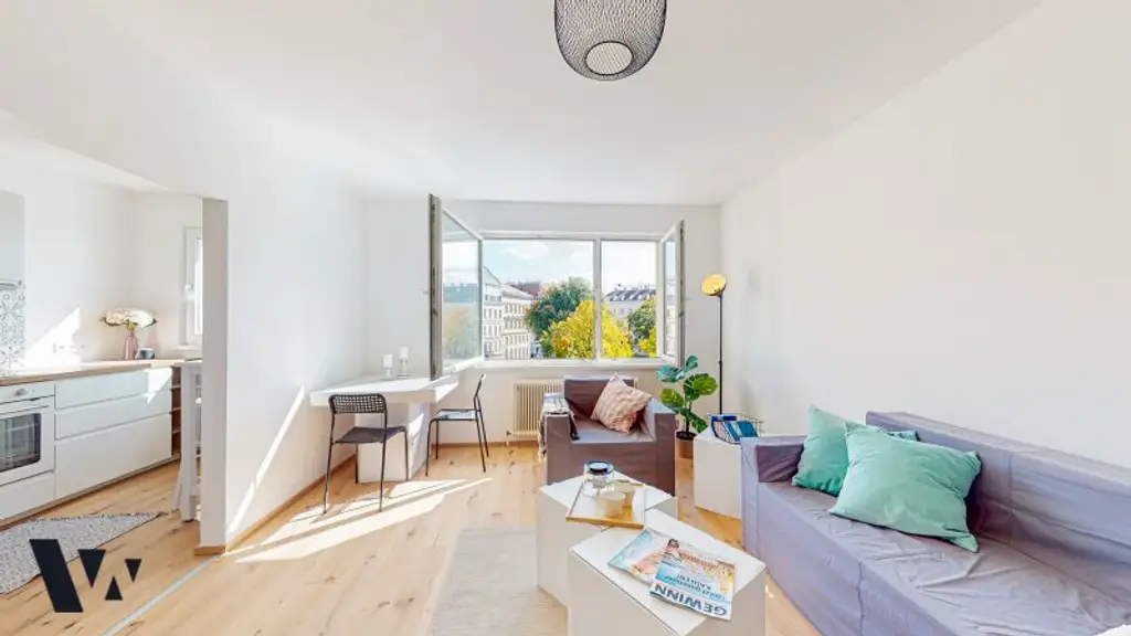 PARKBLICK AM HUNDSTURM | NEU RENOVIERTE 3-ZIMMERWOHNUNG MIT PARKPLATZ