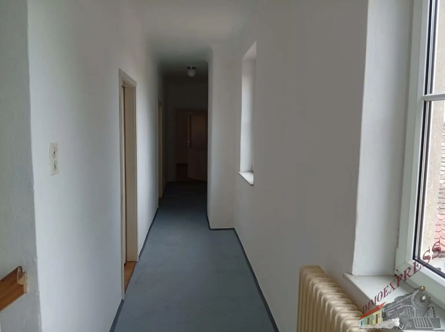 Großzügiges Haus mit 1.793 m² Grund, Innenhof & Nebengebäude