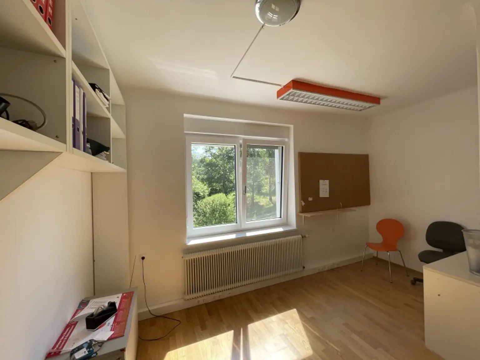 NEU SANIERTES EINFAMILIENHAUS ++ 5 ZIMMER ++ ROHDACHBODEN ++ NEBENGEBÄUDE ++ 1.000 m² GRUND
