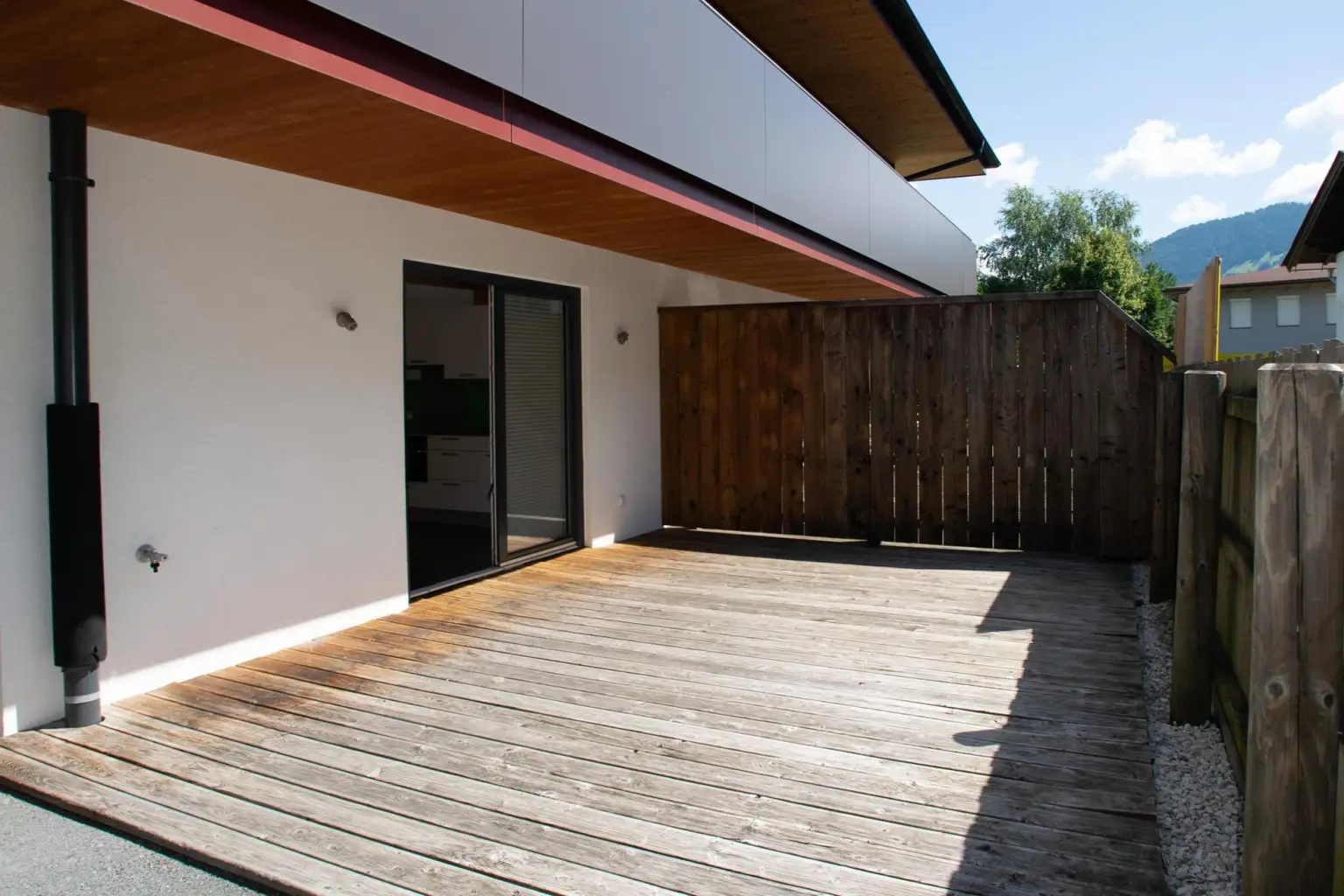 PROVISIONSFREI! Bezaubernde 2-Zimmer EG-Mietwohnung mit Terrasse in sehr ruhiger Sonnenlage