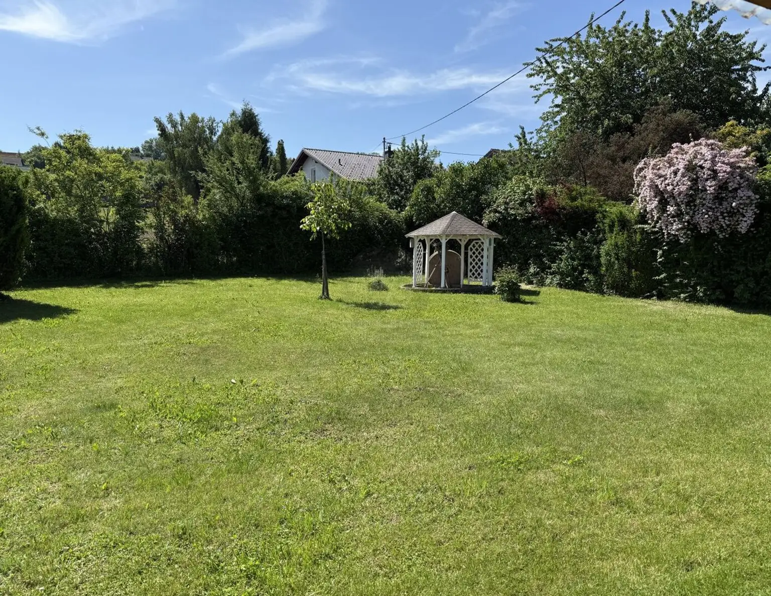 Einfamilienhaus mit 6 Zimmer und großen Grund in Pichl bei Wels !