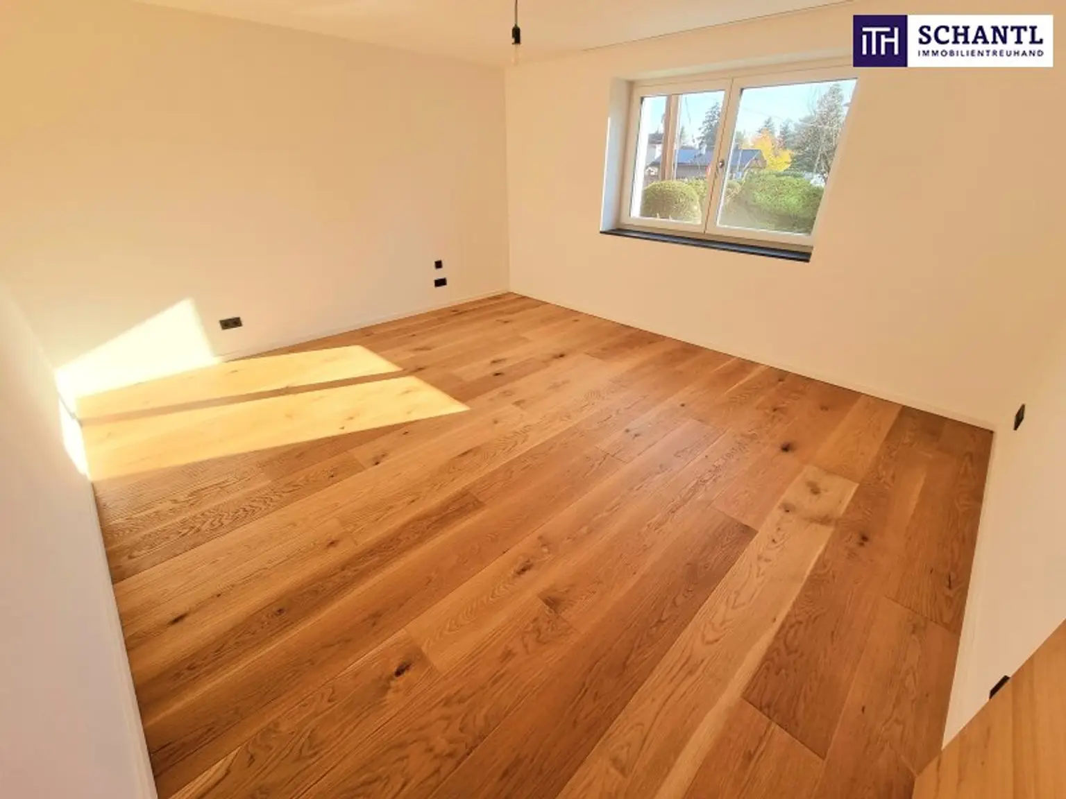 Fantastische 4-Zimmer Gartenwohnung! Mehr Natur. Mehr Ruhe. Mehr Grün. WOW! Riesiger Garten + Herrliche Terrasse + Lichtdurchfluteter Wintergarten + Stellplatz! Jetzt zugreifen!