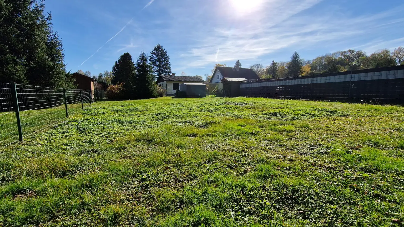 Rohdiamant - Ferienhaus mit großem Grundstück in beliebter Thermen & Golfregion