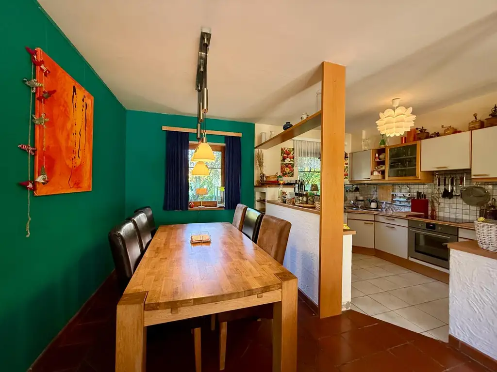 Charmantes Eckreihenhaus in begehrter Wohnlage von Bad Vöslau