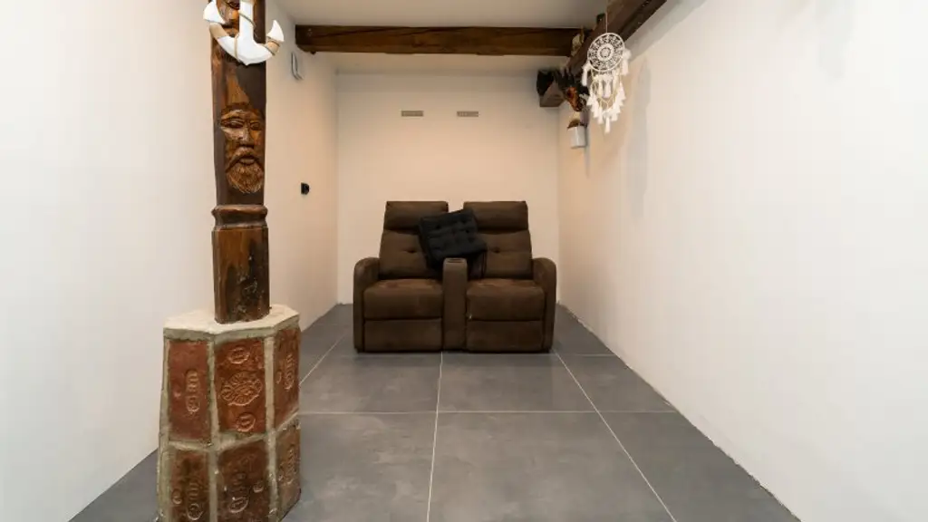 Paradies-Liebhaber aufgepasst! Detailreiches Ein oder Mehrfamilienhaus!