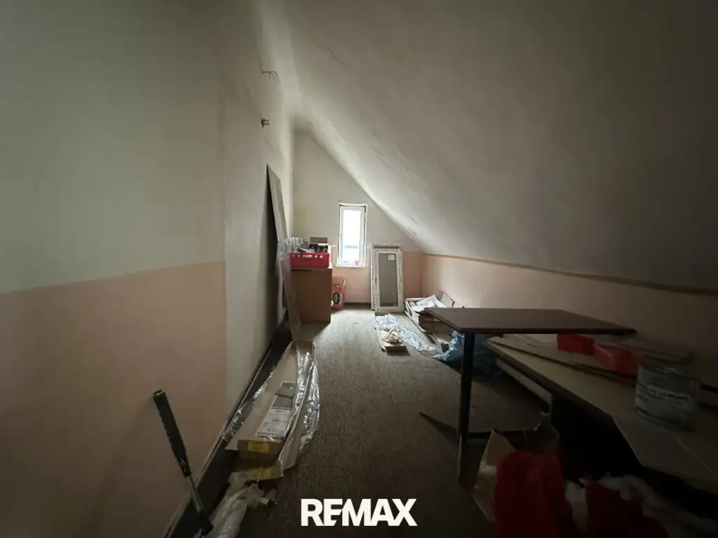 ***Mehrfamilienhaus mit Riesenpotential im Zentrum von Eisenerz***