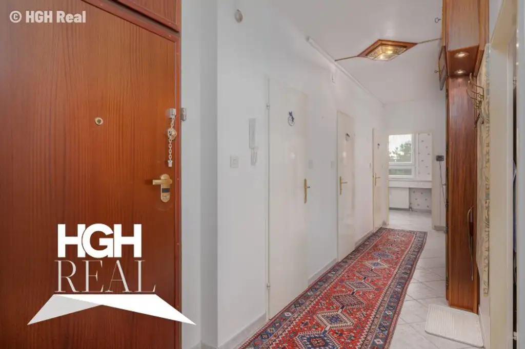 2540 Bad Vöslau Sehr helle und ruhige 4-Zimmer Wohnung mit Loggia am Waldesrand in Thermalbad-Nähe