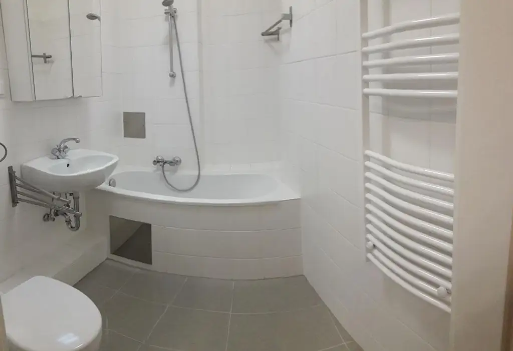 Privatverkauf: 1200 Wien, Stromstraße/bei Brigitta Passage