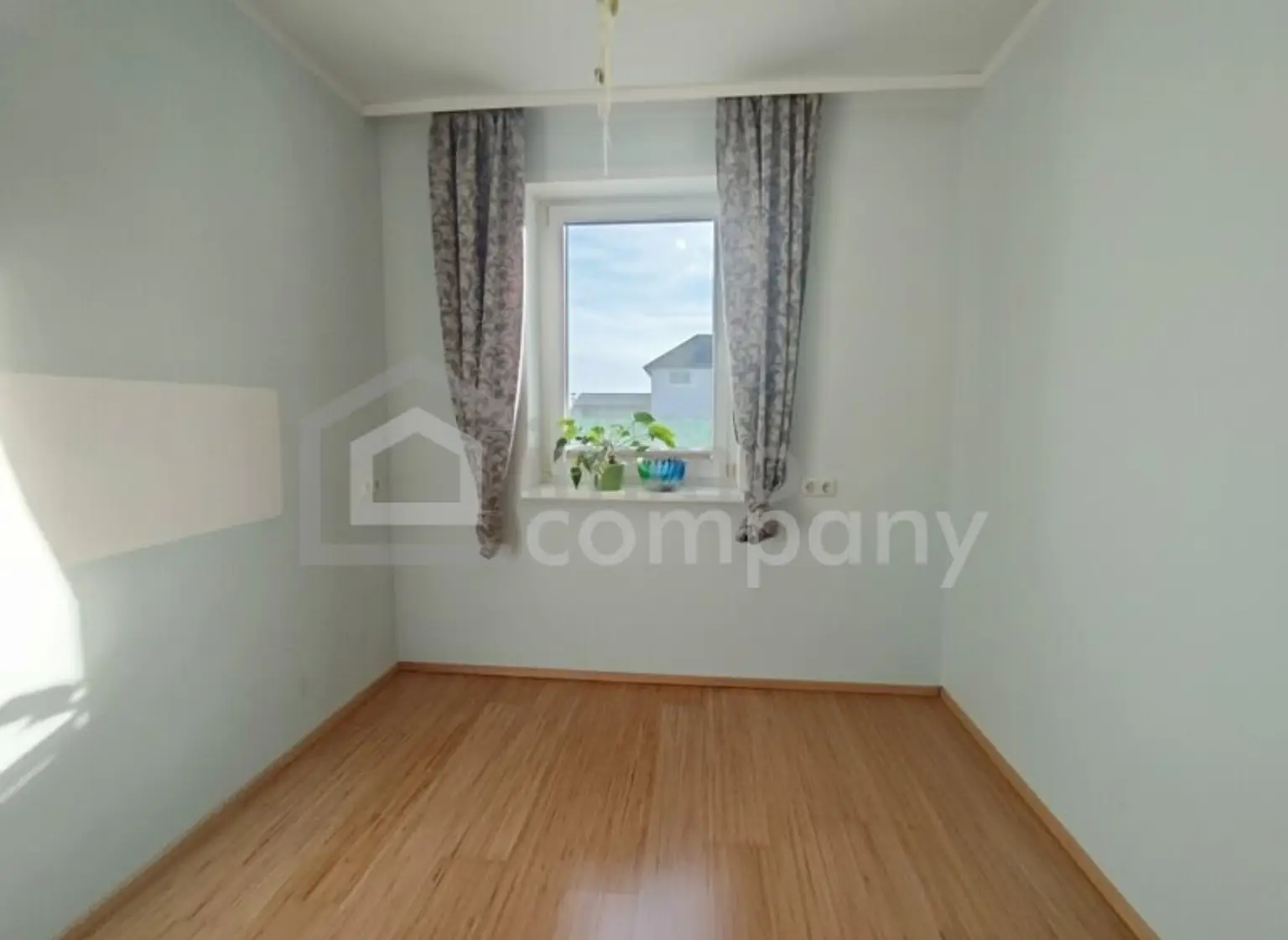 Traumhaftes Einfamilienhaus in Enzersfeld: 4 Zimmer, Terrasse & Garage!