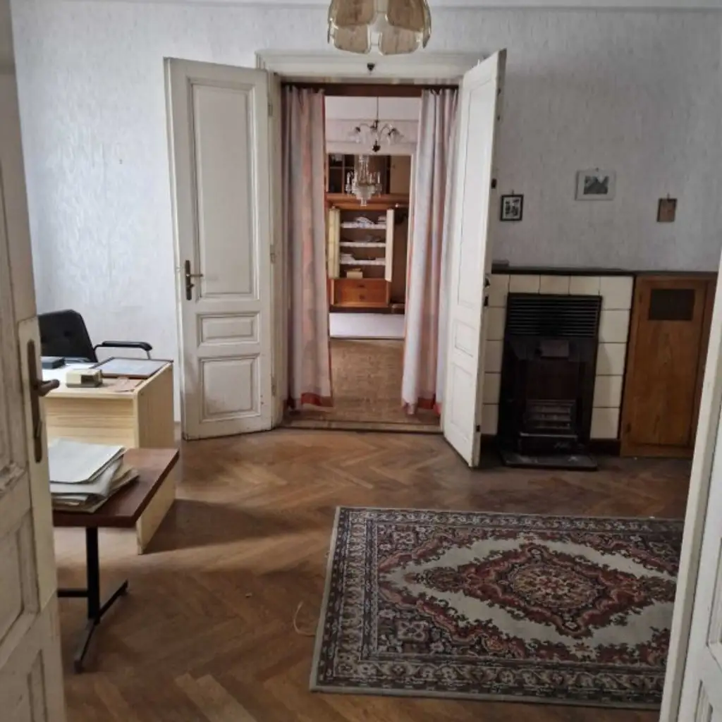 Zinshaus in gefragter Lage des 18. Bezirks - hoher Leerstand & ausbaufähiger Rohdachboden